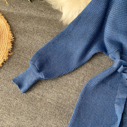 Fashionable And Simple V-neck Bright Silk Knitted Dress