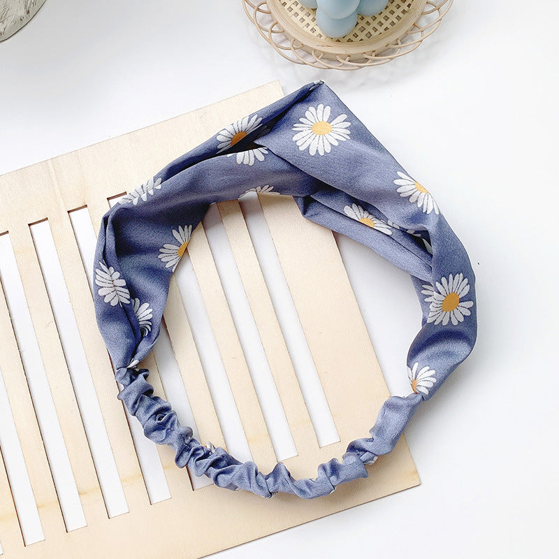 Small Daisy silk light hair hoop