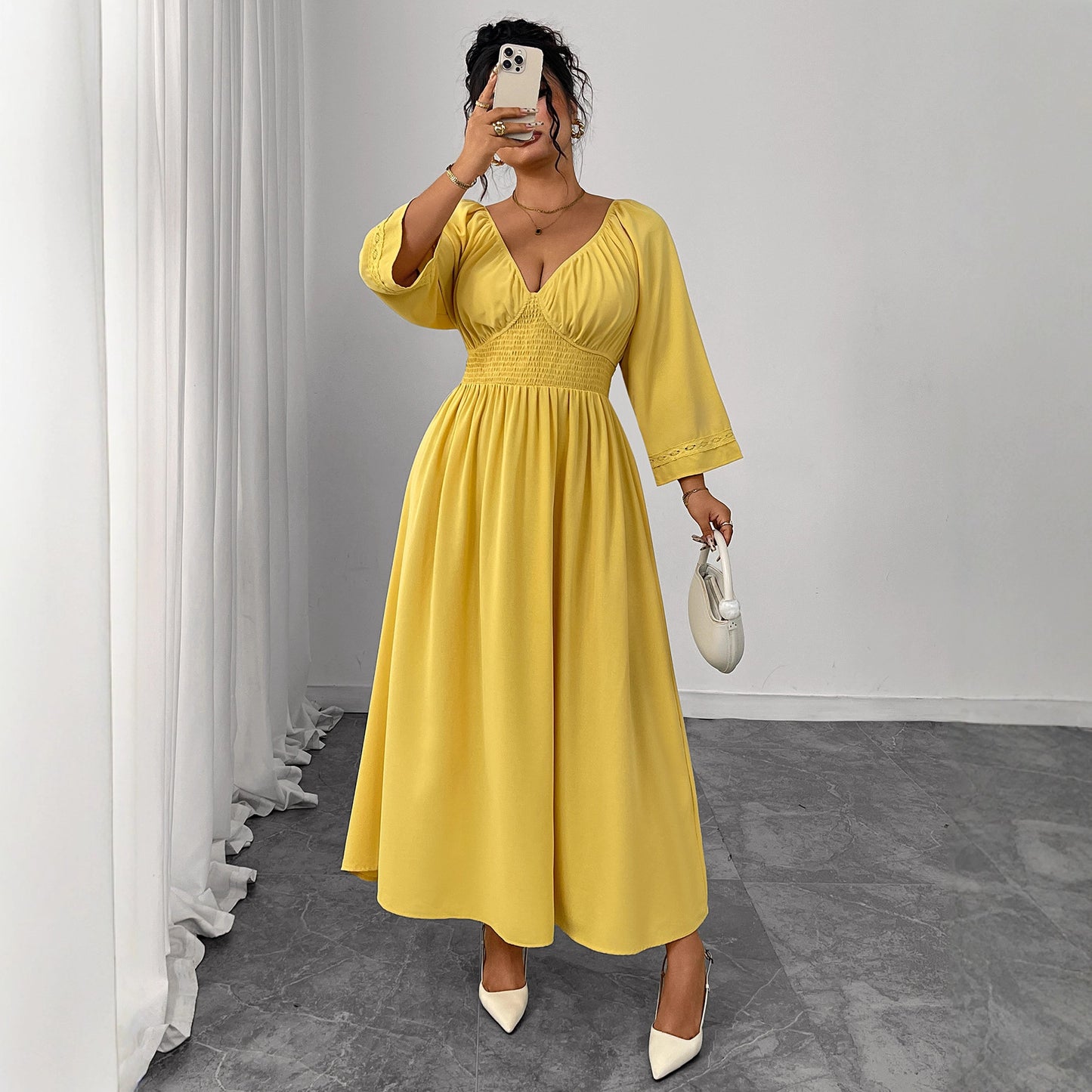 Solaris Elegance Dress