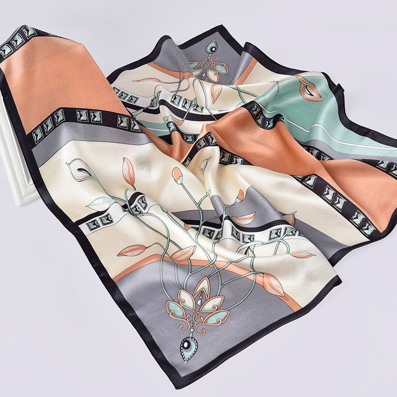 Silk Women's Square Scarf Exquisite Design Pattern Printing