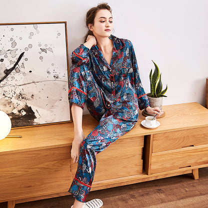 Spinning silk pajamas