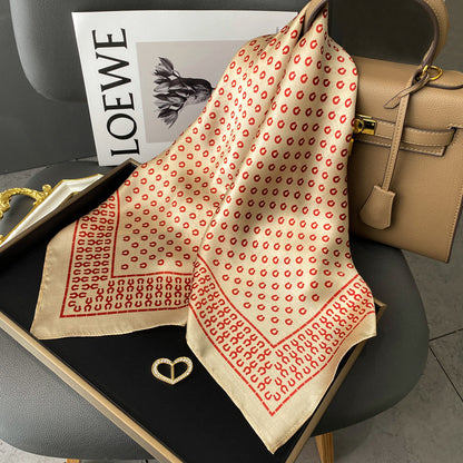 Women's Vintage Print Fashion Silk Square Scarf
