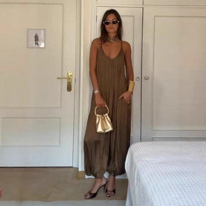 Élora™ Pleated Backless Jumpsuit