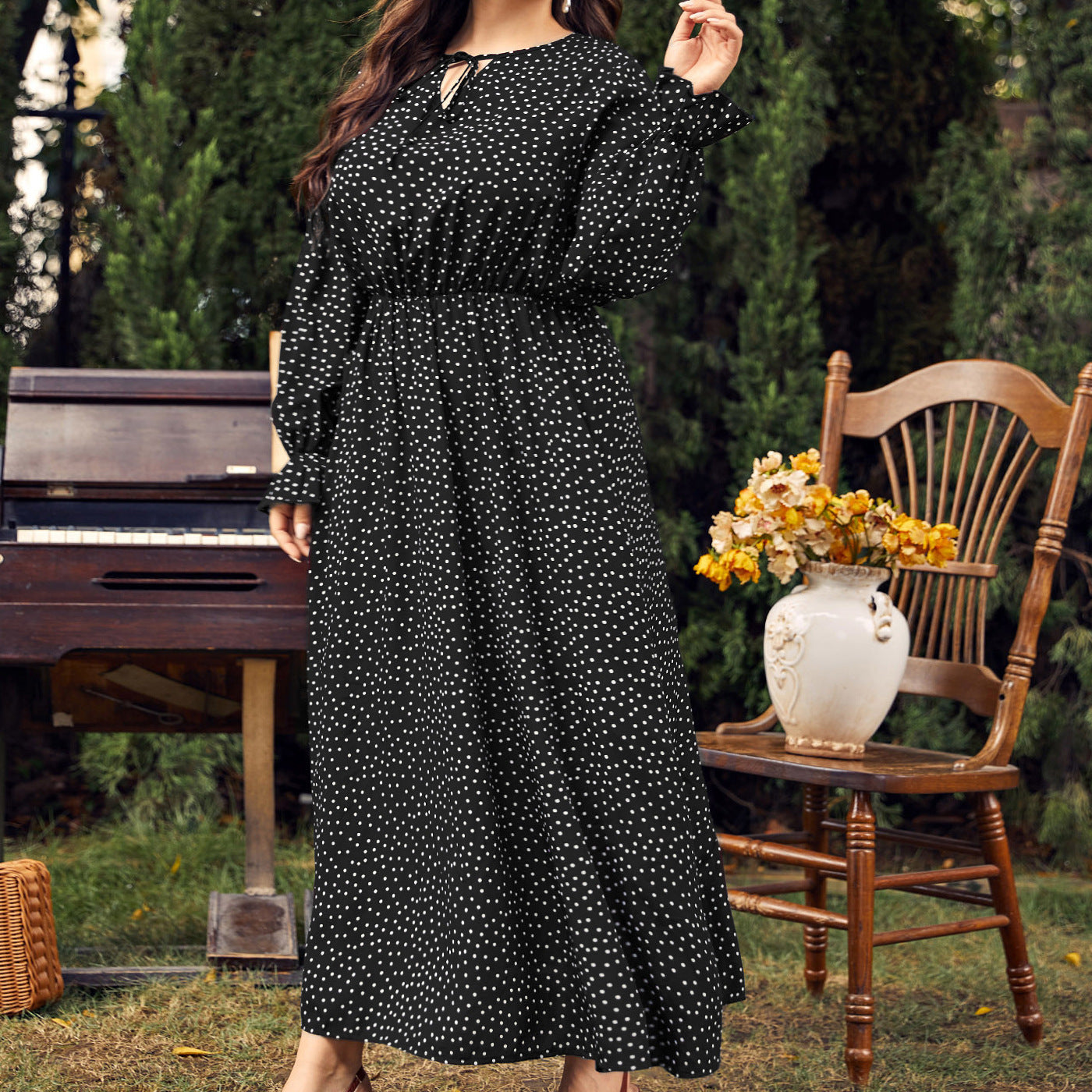 Eleganza Curve Dress