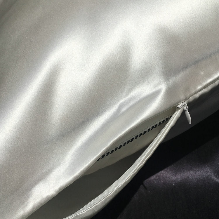 22 M Zipper Double-sided Silk Pillowcase