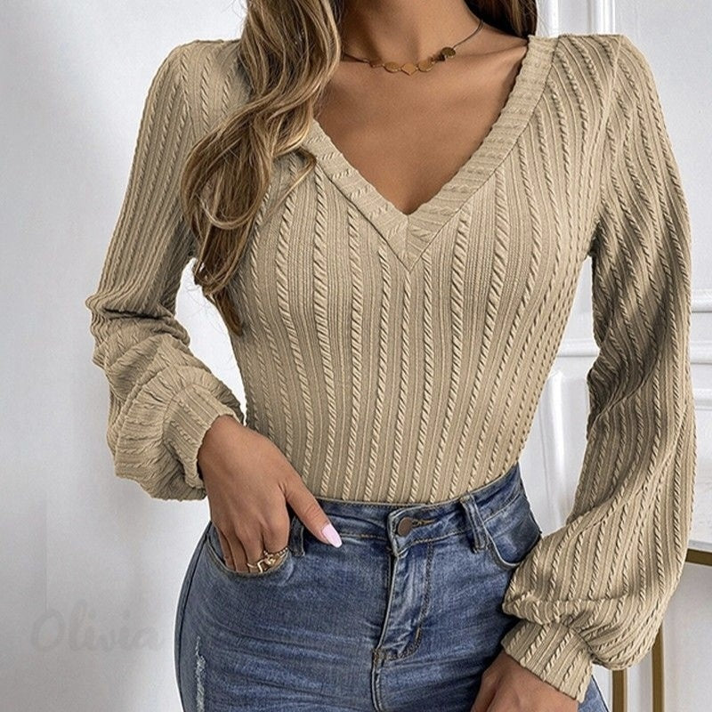 Twisté Belle Lantern Sleeve Top