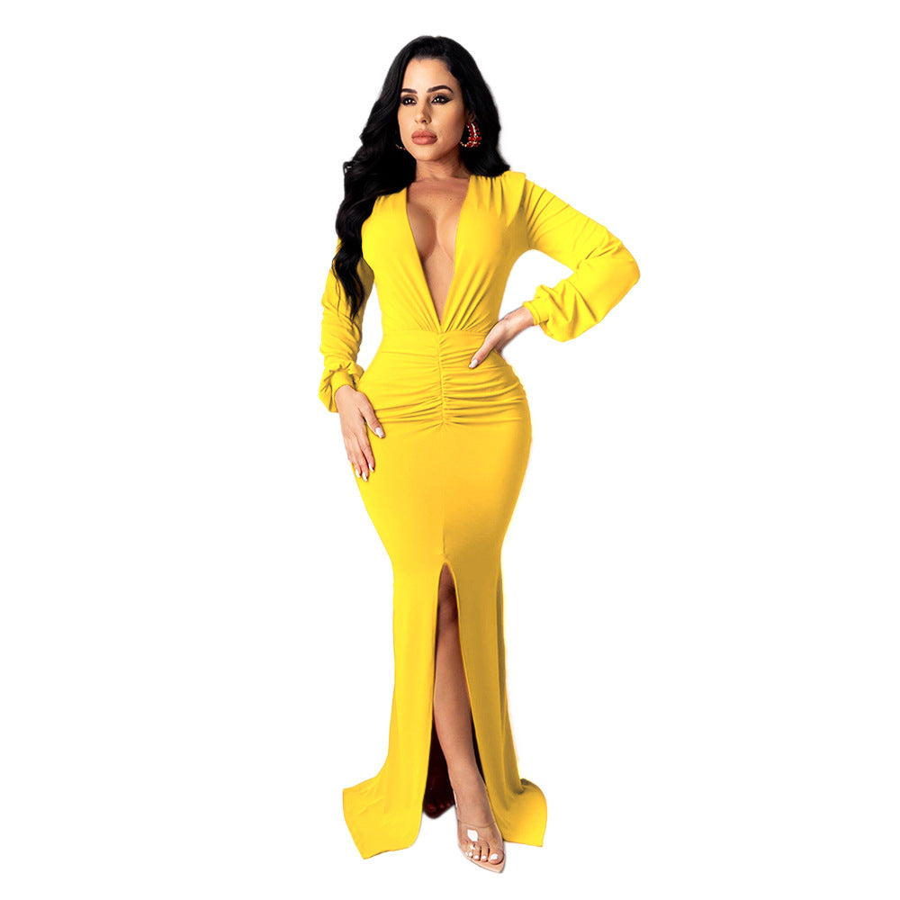 Nocturnelle V-Sculpt Gown