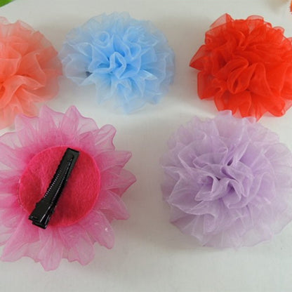 Silk yarn flower hairpin