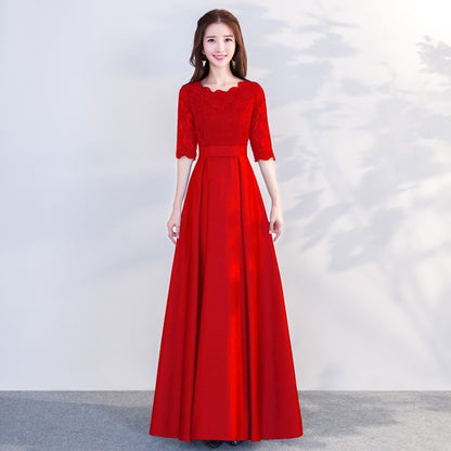 Noir Élan Gown