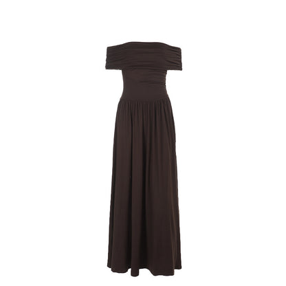 Élan Noire Off-Shoulder Gown
