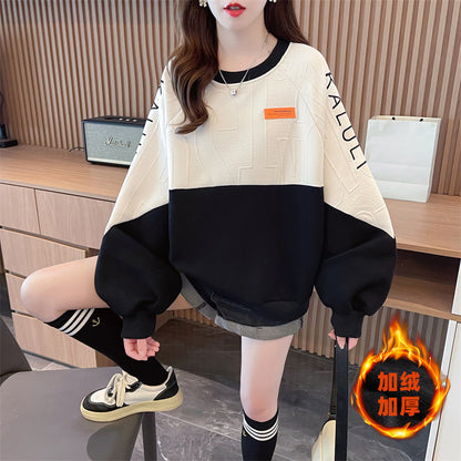 HeritageHue Retro Sweatshirt