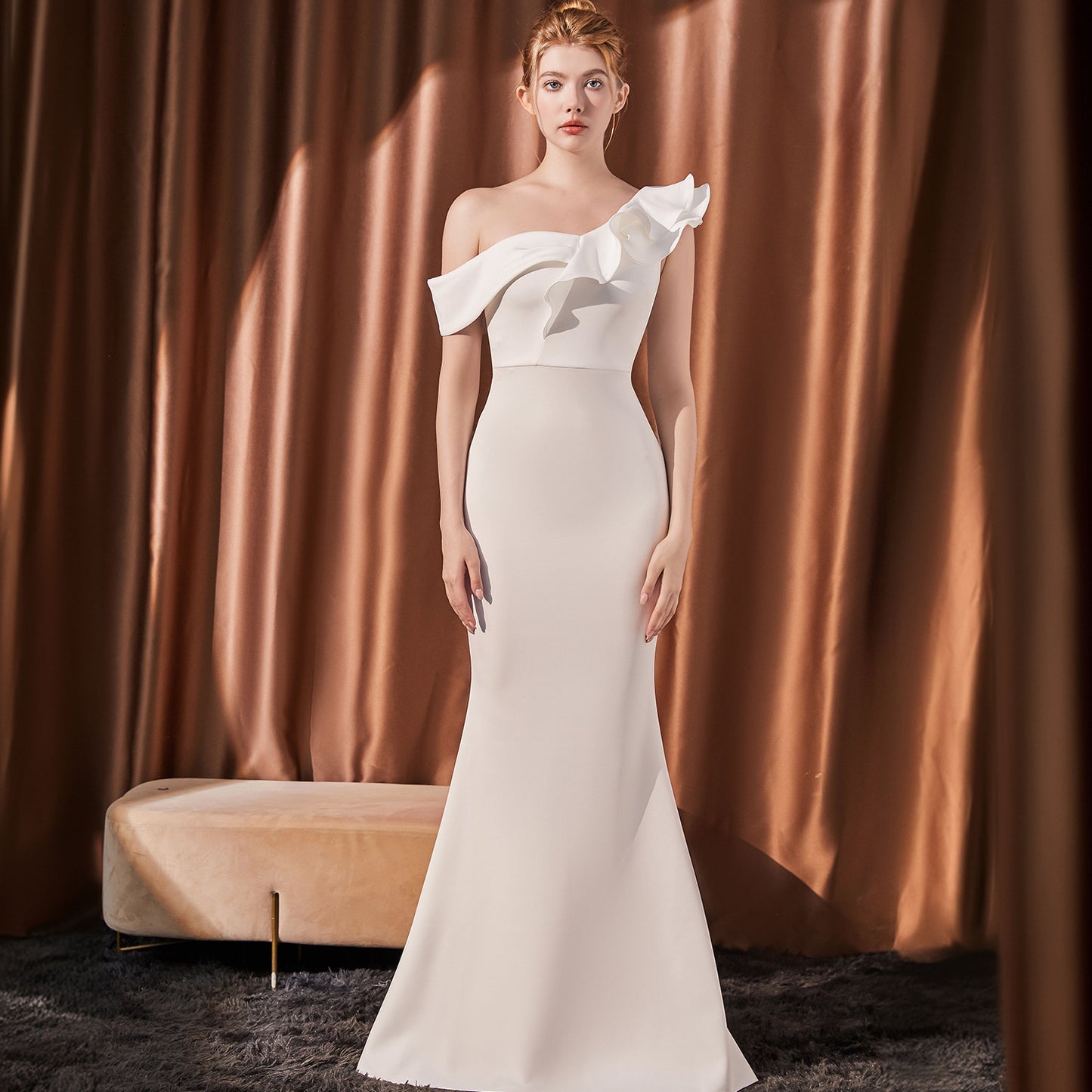ÉlanVerre One-Shoulder Gown