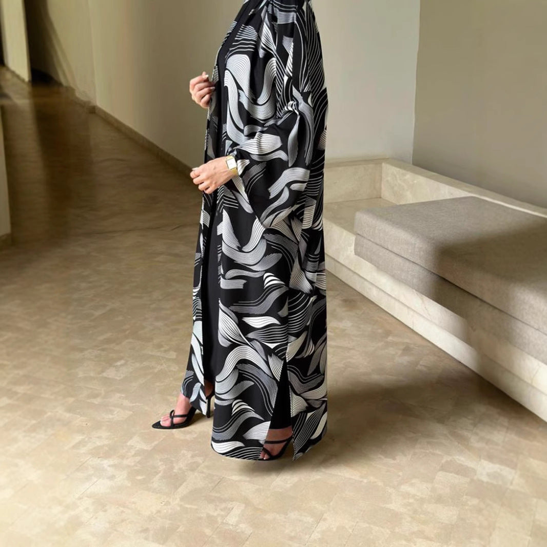 Amiraya GraceVeil Robe