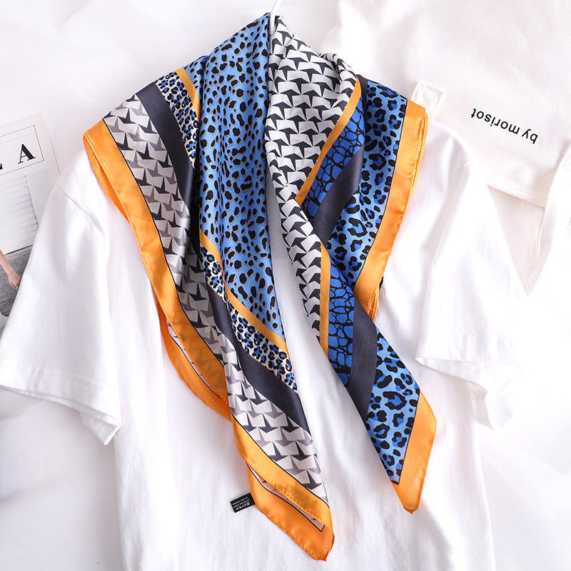 Vintage Leopard Print Women's Sweet Print Sunscreen Silk Scarf