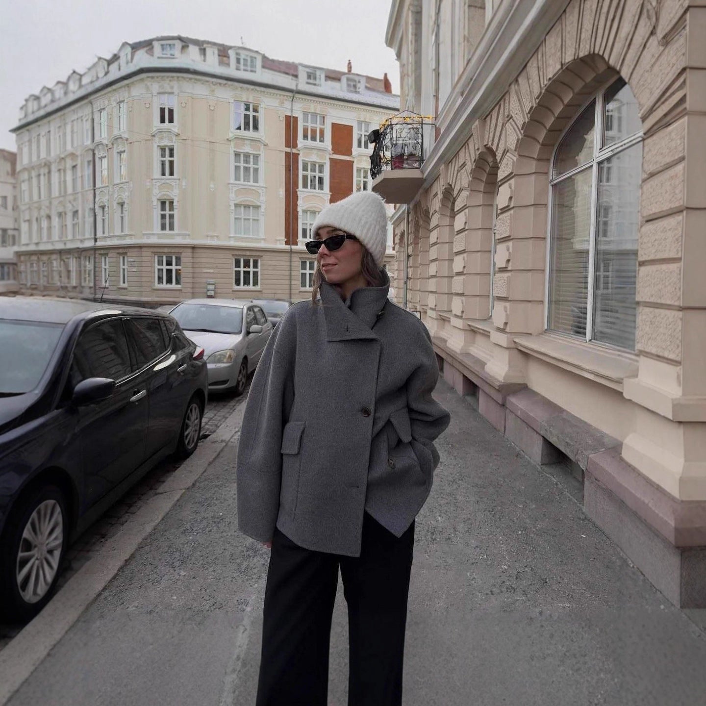 MonoEase Pocket Coat