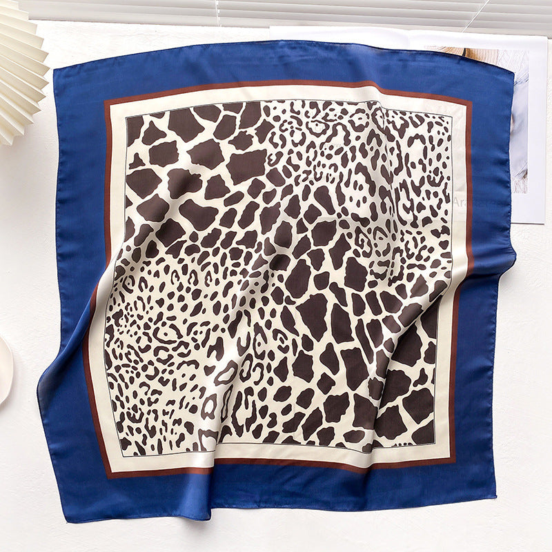 Simple  Wild Fashion Color Matching Color Simulation Silk Square Scarf