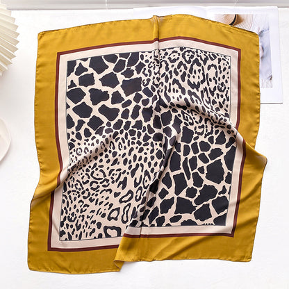 Simple  Wild Fashion Color Matching Color Simulation Silk Square Scarf