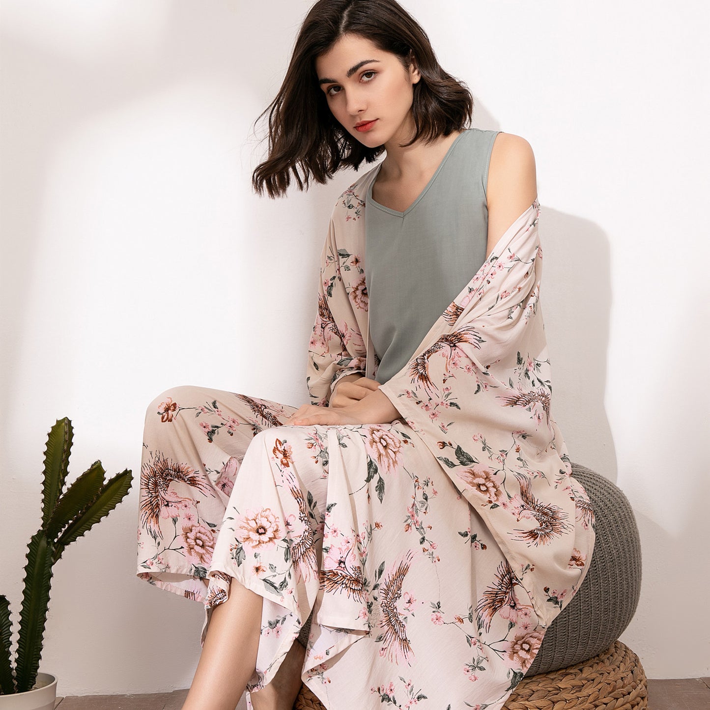 Cotton Silk Three-piece Pajamas Comfortable Long-sleeved Coveralls