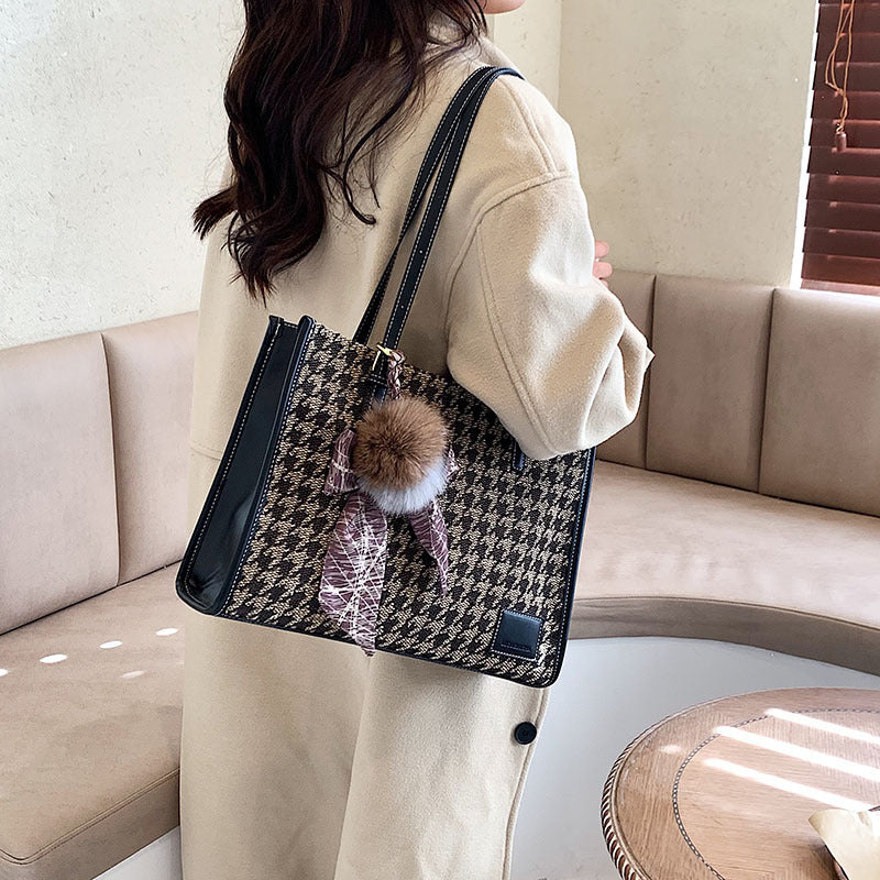 Plush Ball Silk  Pendant Fashion Houndstooth Small Square Bag