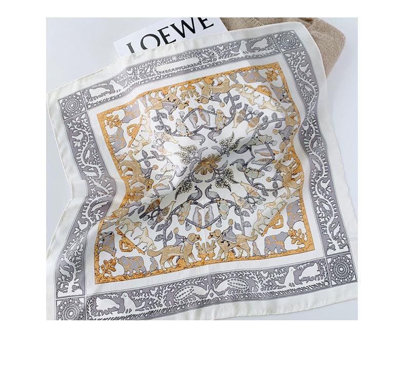 Women's Retro European Flower And Bird Silk Scarf