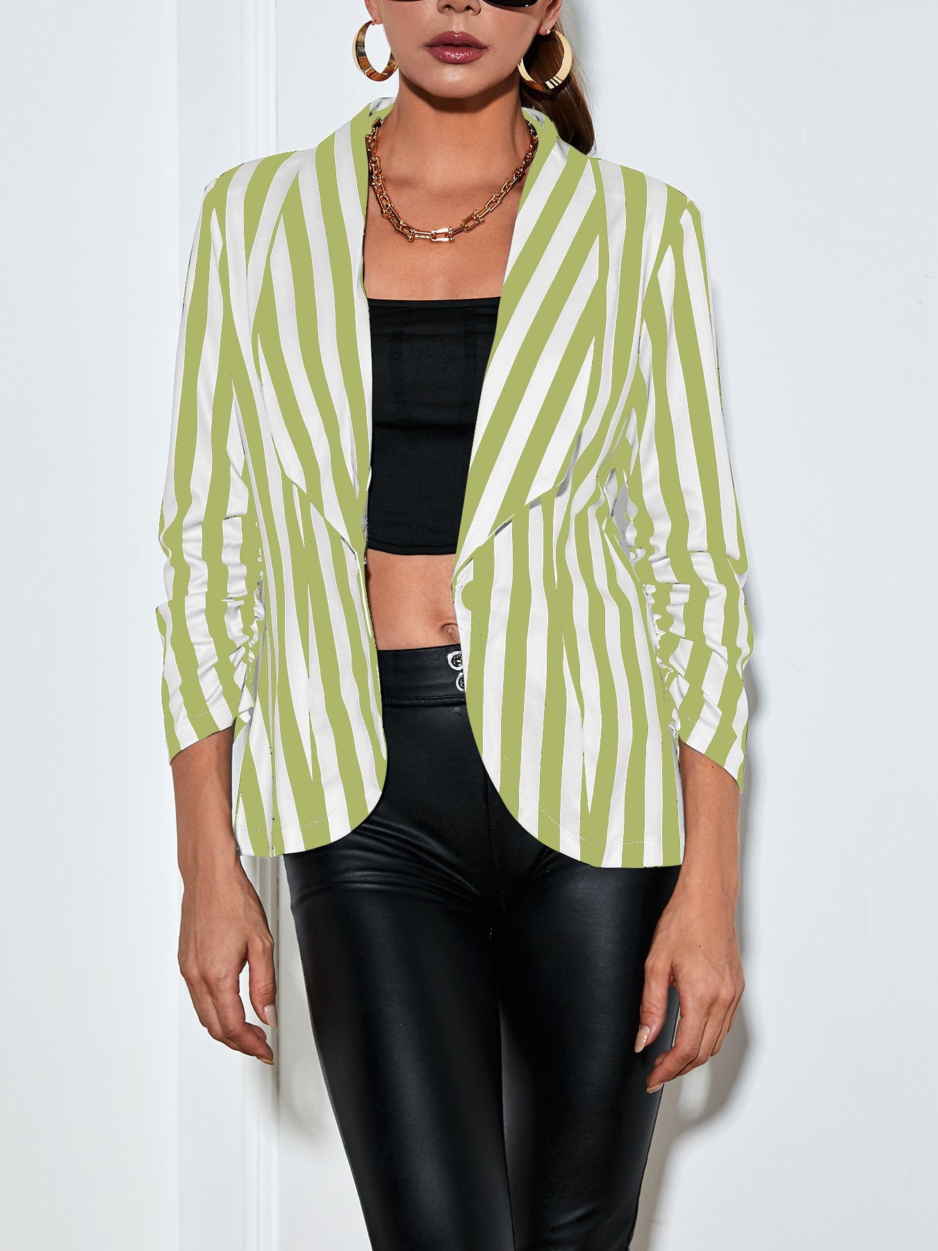 Élan Pleat Cropped Suit Jacket