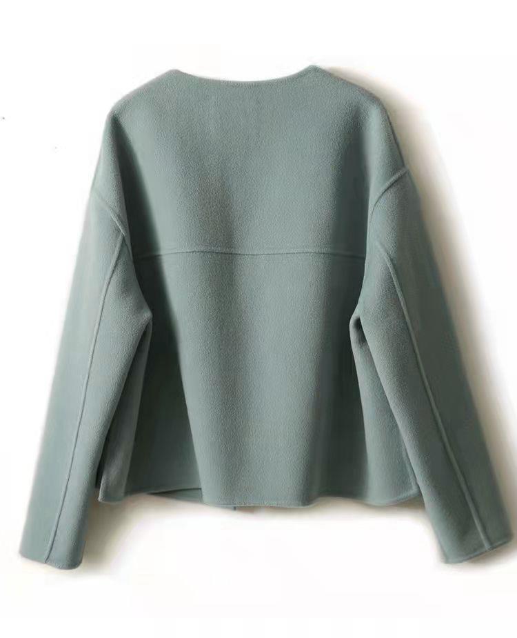 VivaForm Short Coat