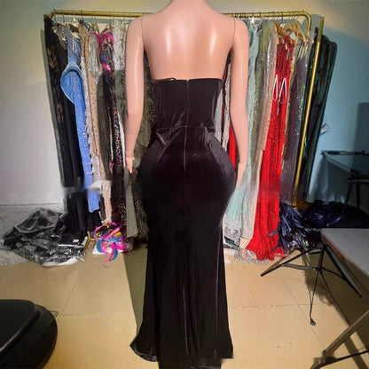 Noir Elan Gown