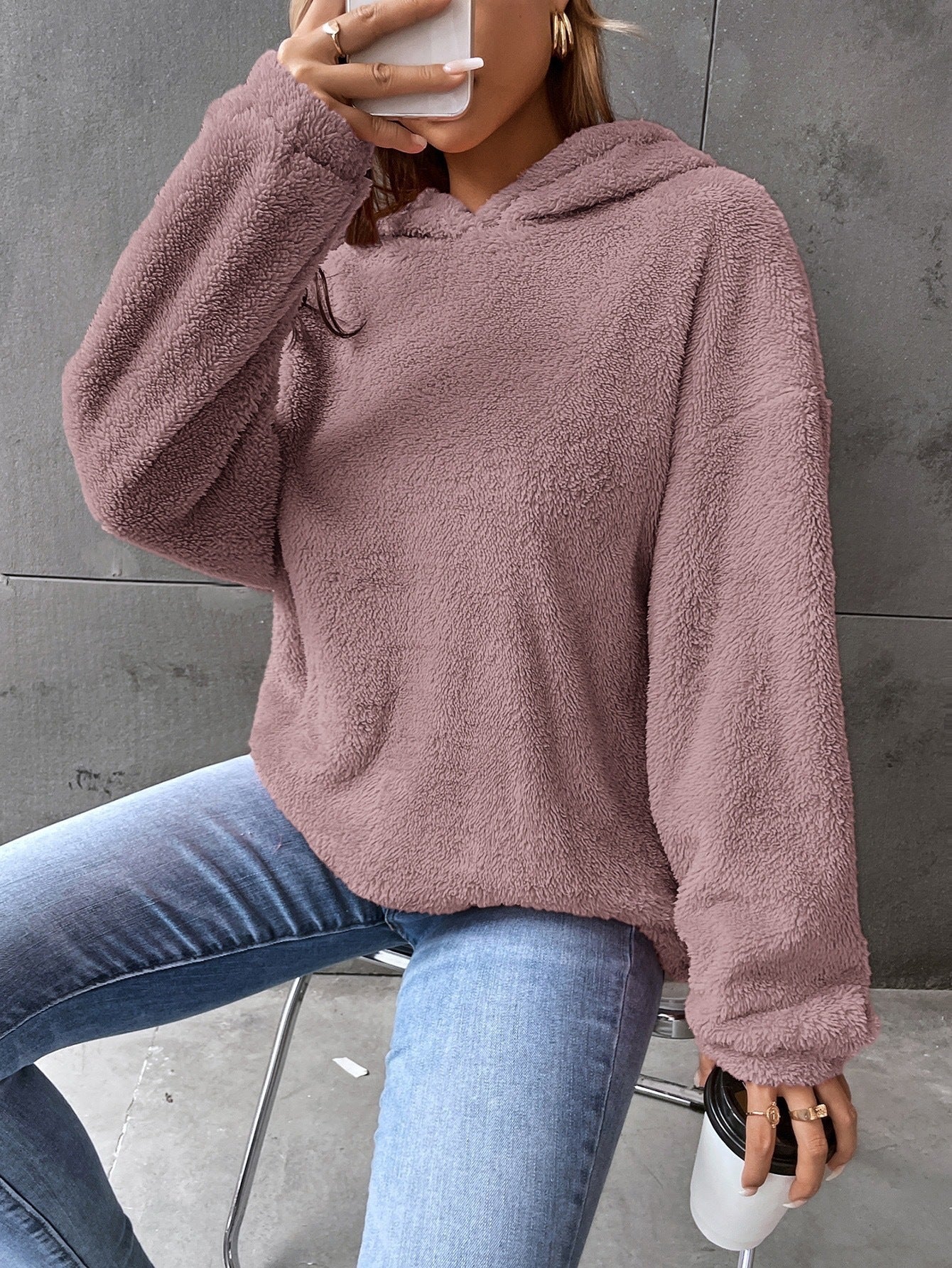 VeluHaven Hoodie